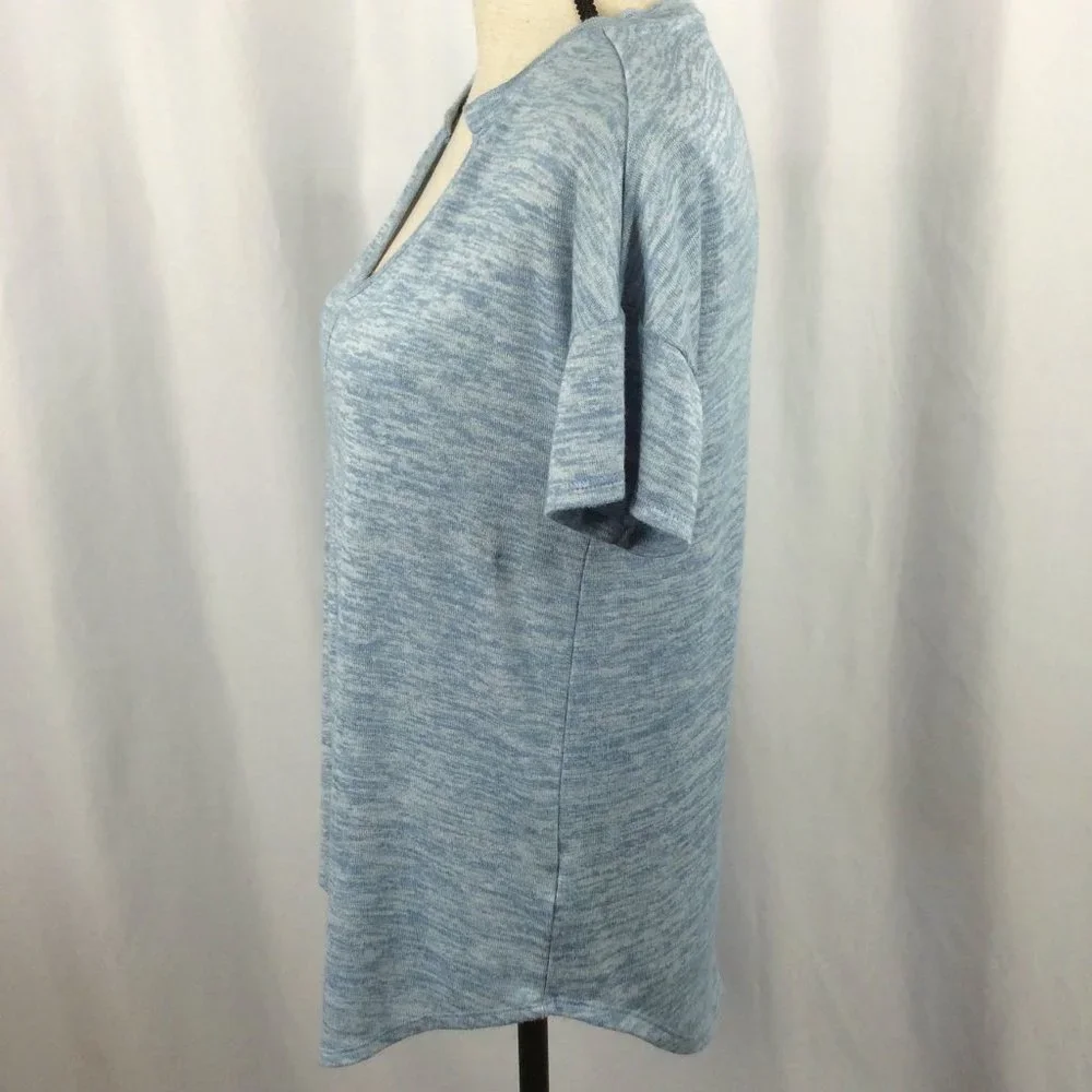 a.n.a. A New Approach Women's Sweater Top Blue Short Sleeve‎ Small - Picture 4 of 8